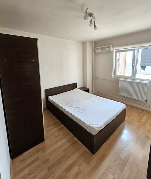 Calea 13 Septembrie, Drumul Sarii, stradal, ac, bloc din 1990